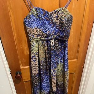 Gorgeous Womens dress!! Peacock 🦚 coloring, rich colors high low hem